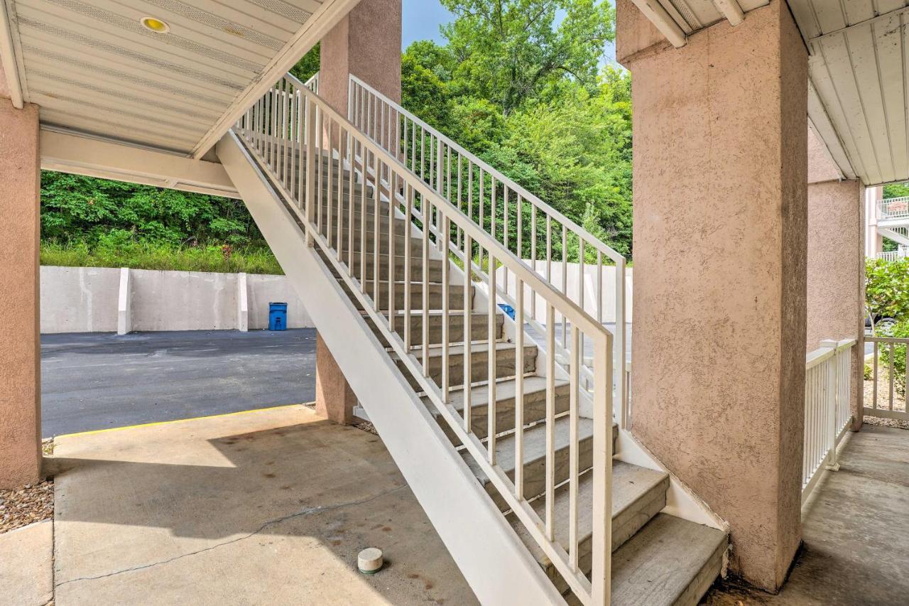 Branson Lakefront Condo With Sunroom And Lake Views! Zewnętrze zdjęcie