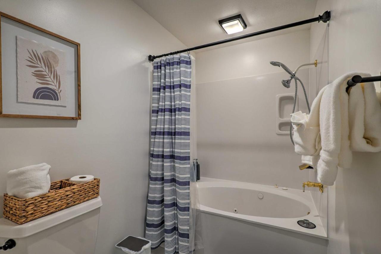 Branson Lakefront Condo With Sunroom And Lake Views! Zewnętrze zdjęcie